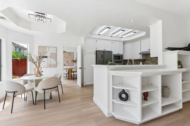 292 Silverlake Court, Milpitas, CA 95035