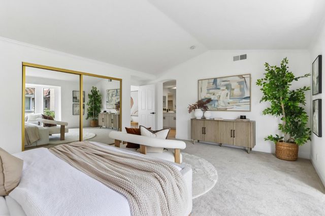 292 Silverlake Court, Milpitas, CA 95035