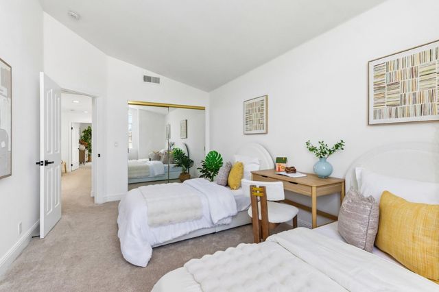 292 Silverlake Court, Milpitas, CA 95035