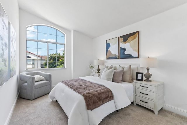 292 Silverlake Court, Milpitas, CA 95035