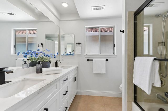 292 Silverlake Court, Milpitas, CA 95035
