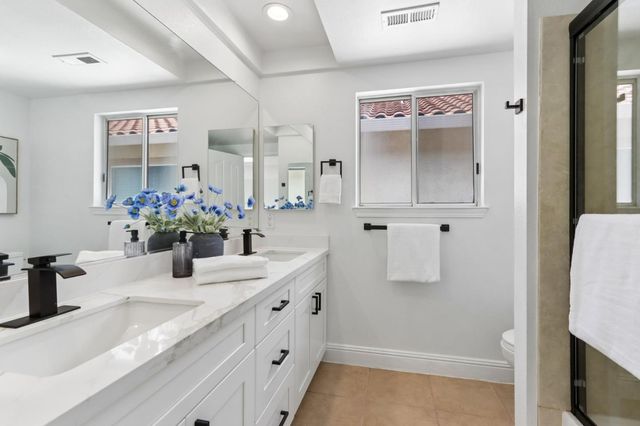 292 Silverlake Court, Milpitas, CA 95035