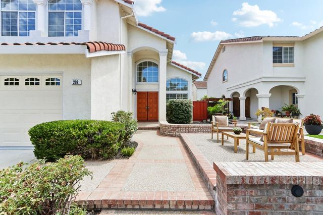 292 Silverlake Court, Milpitas, CA 95035