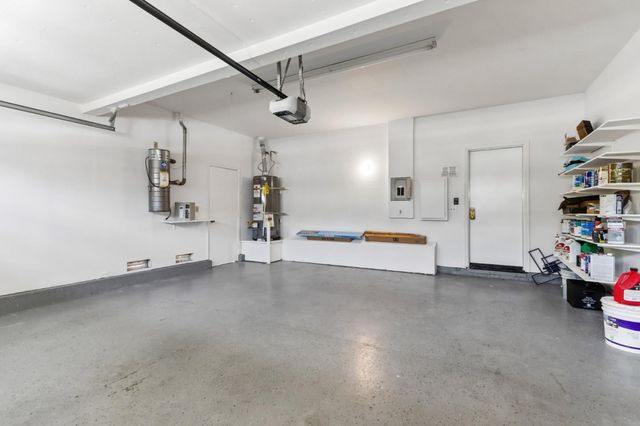 292 Silverlake Court, Milpitas, CA 95035