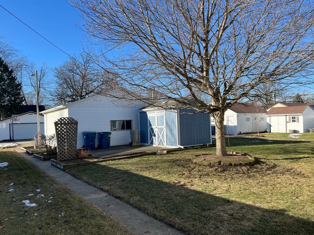 681 S Tanner Avenue, Kankakee, IL 60901