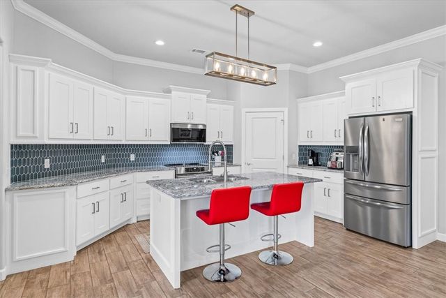 6 Carole Rae Lane, Bella Vista, AR 72714