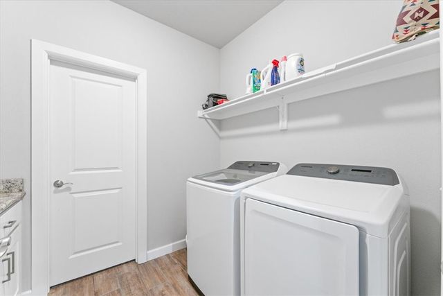 6 Carole Rae Lane, Bella Vista, AR 72714