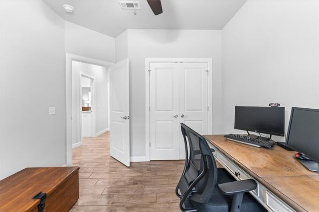 6 Carole Rae Lane, Bella Vista, AR 72714