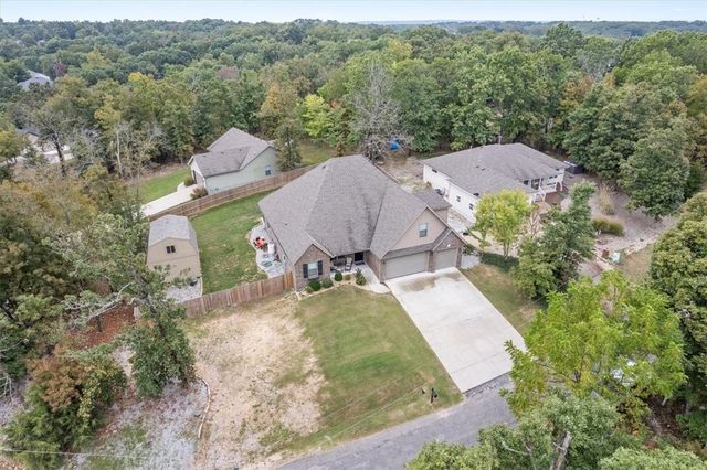 6 Carole Rae Lane, Bella Vista, AR 72714