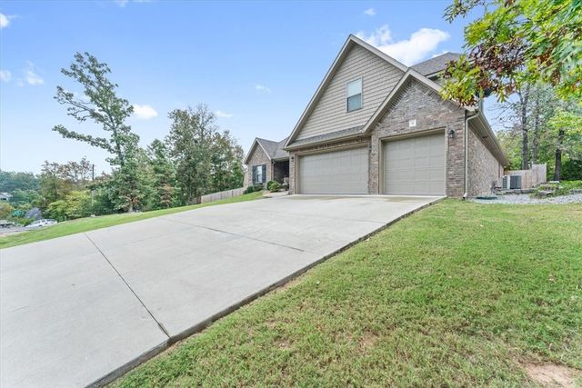 6 Carole Rae Lane, Bella Vista, AR 72714
