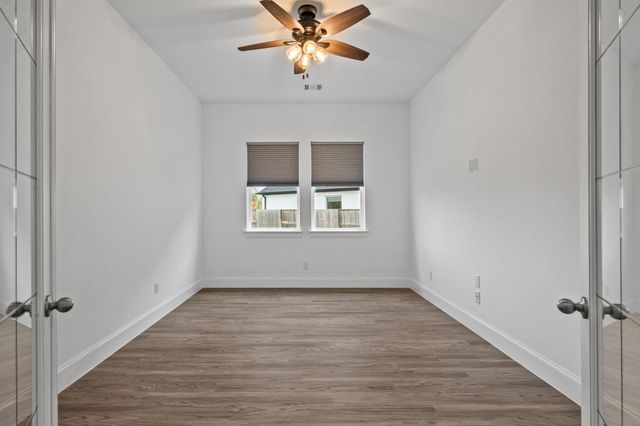 4607 Bernard Drive, Manvel, TX 77583