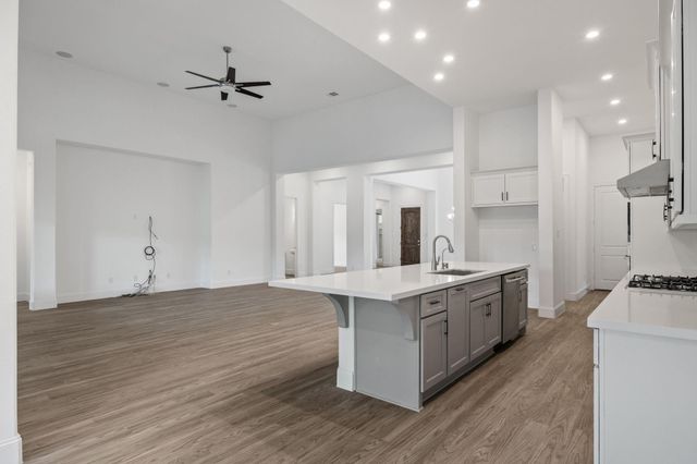 4607 Bernard Drive, Manvel, TX 77583
