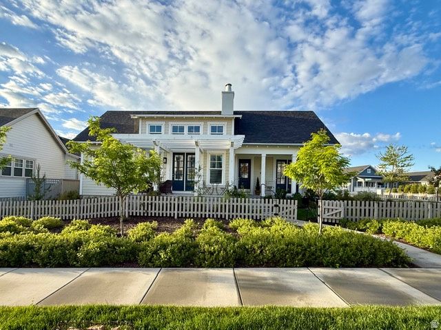 10907 S LAKE ISLAND DR, South Jordan, UT 84009