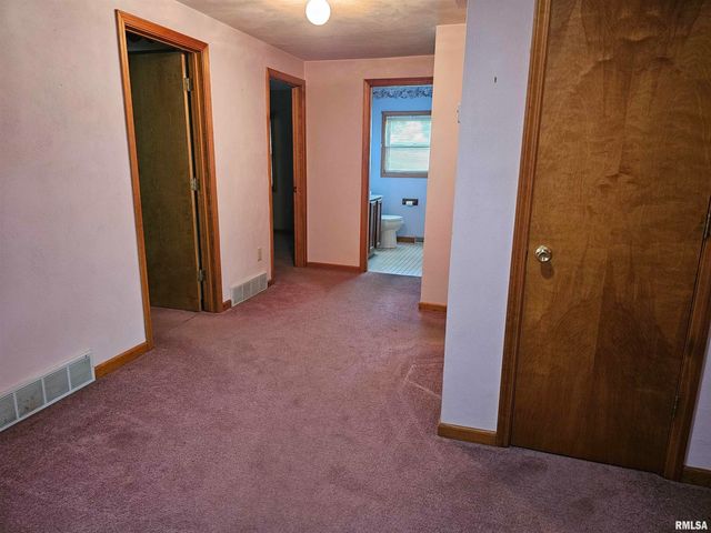 5306 E CAMBRON Avenue, Chillicothe, IL 61523