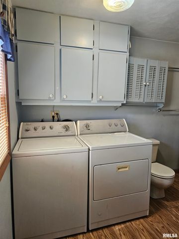 5306 E CAMBRON Avenue, Chillicothe, IL 61523