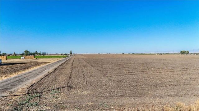 4321 E Mission Avenue, Merced, CA 95341