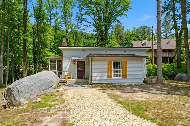 401 Rocky Bottom Road, Sunset, SC 29685