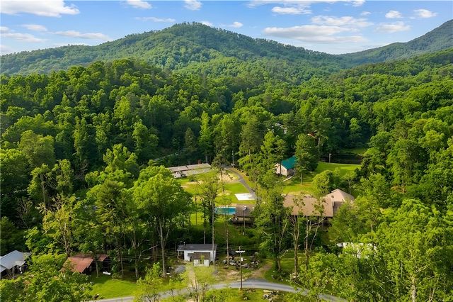 401 Rocky Bottom Road, Sunset, SC 29685