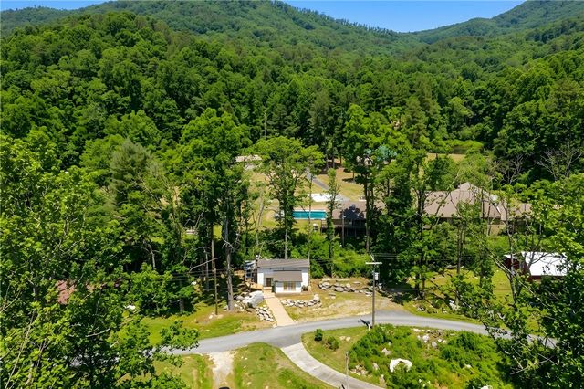 401 Rocky Bottom Road, Sunset, SC 29685