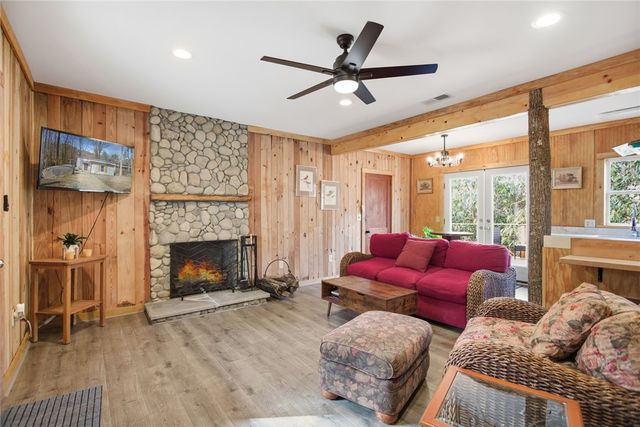 401 Rocky Bottom Road, Sunset, SC 29685