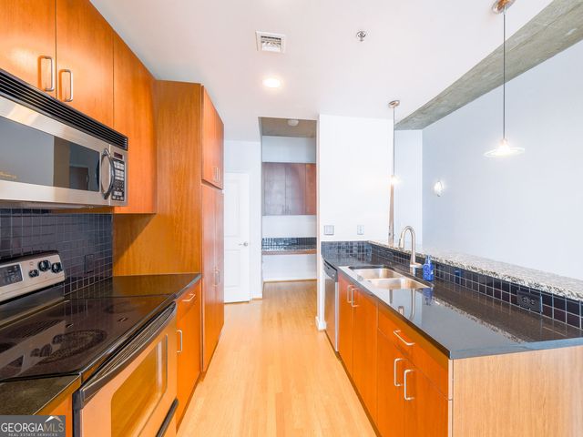 943 Peachtree Street NE 1909, Atlanta, GA 30309