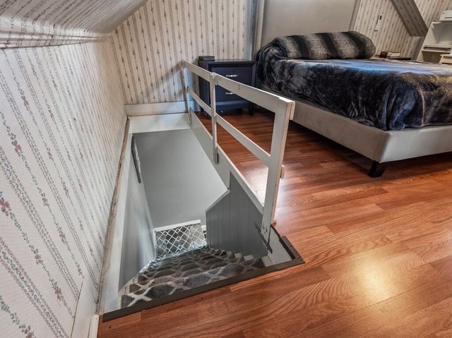 229 Sterling St, Clinton, MA 01510