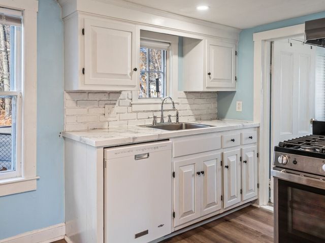 229 Sterling St, Clinton, MA 01510