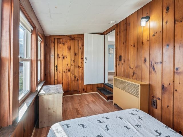 229 Sterling St, Clinton, MA 01510