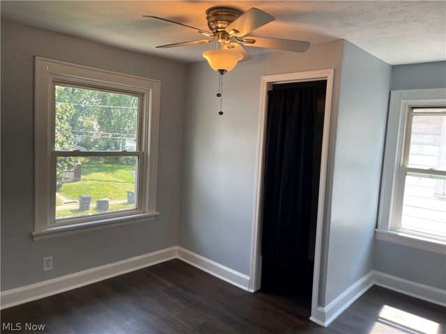 1254 Wilbur Avenue, Akron, OH 44301