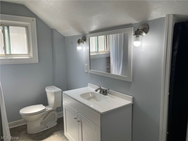 1254 Wilbur Avenue, Akron, OH 44301