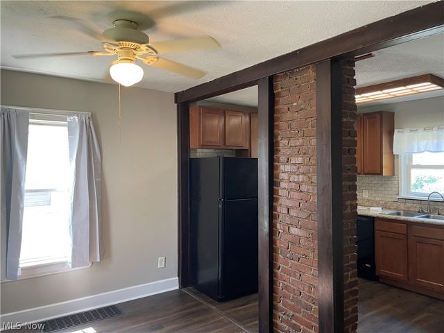 1254 Wilbur Avenue, Akron, OH 44301