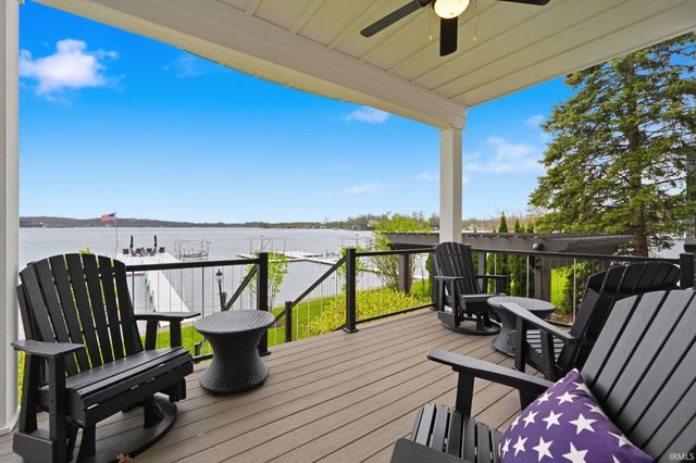 1880 Lane 105 Lake James Lane, Angola, IN 46703