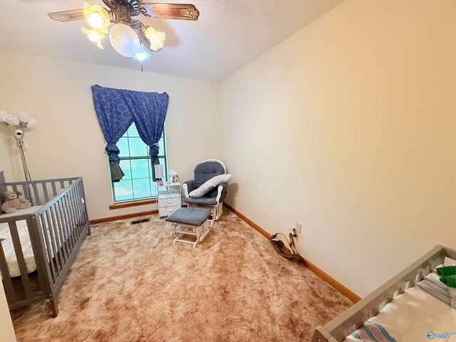 2143 Union Grove Road, Guntersville, AL 35976