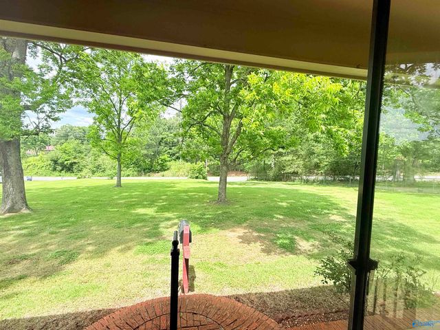 2143 Union Grove Road, Guntersville, AL 35976