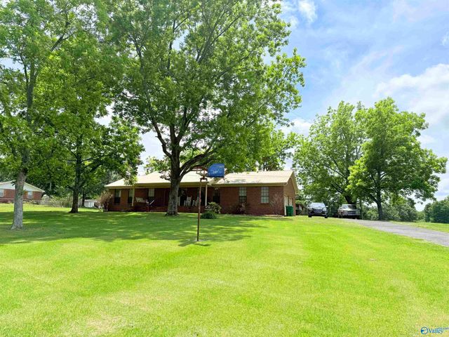 2143 Union Grove Road, Guntersville, AL 35976
