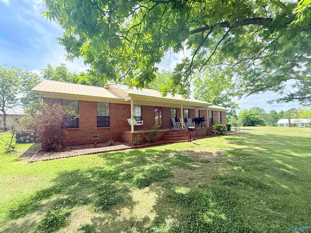 2143 Union Grove Road, Guntersville, AL 35976