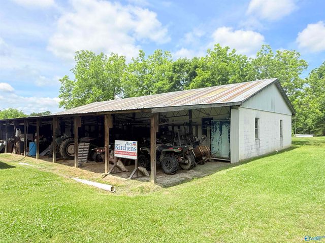 2143 Union Grove Road, Guntersville, AL 35976