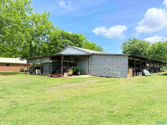 2143 Union Grove Road, Guntersville, AL 35976