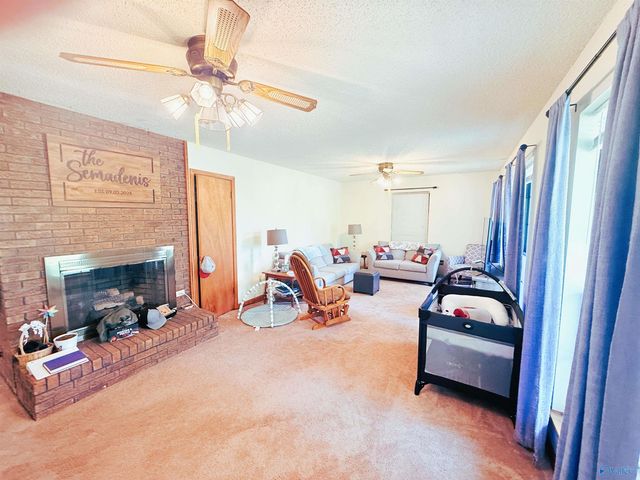 2143 Union Grove Road, Guntersville, AL 35976