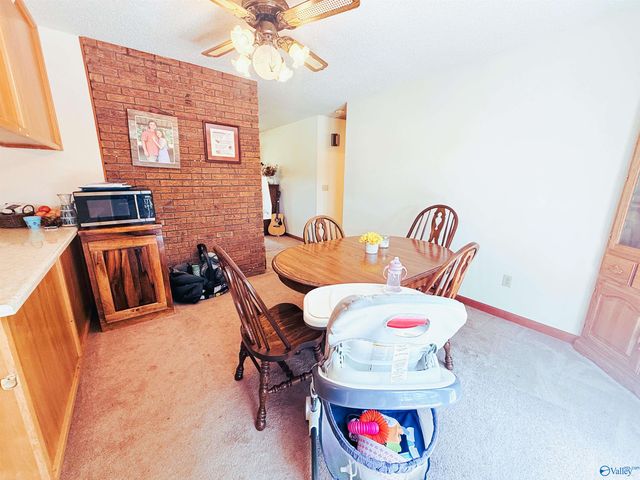 2143 Union Grove Road, Guntersville, AL 35976
