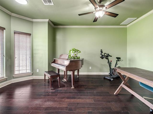 17400 Barrington Hills Lane, Edmond, OK 73012