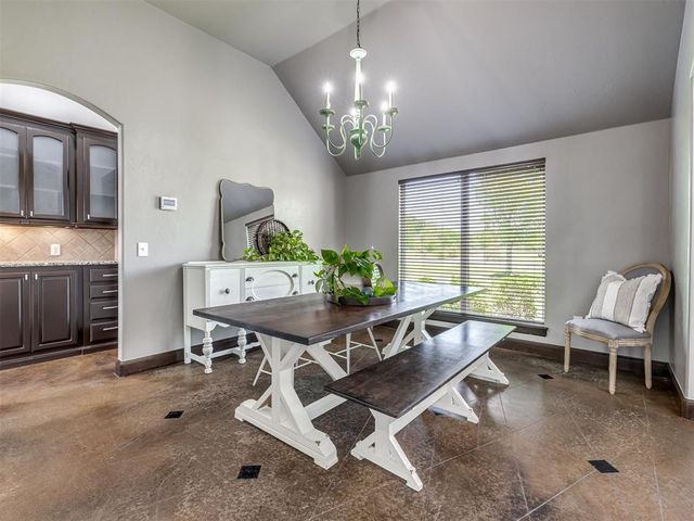 17400 Barrington Hills Lane, Edmond, OK 73012