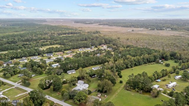 284 & 286 Mill Creek Road, Newport, NC 28570