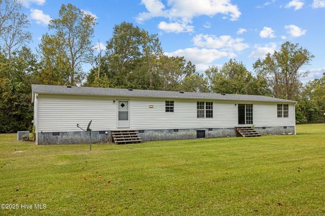 284 & 286 Mill Creek Road, Newport, NC 28570