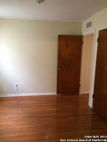 2139 BABS DR, San Antonio, TX 78213