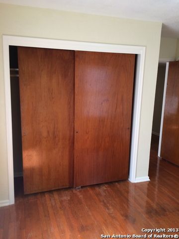 2139 BABS DR, San Antonio, TX 78213