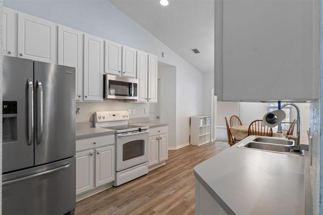 10041 KIMBROUGH DRIVE, Brooksville, FL 34601