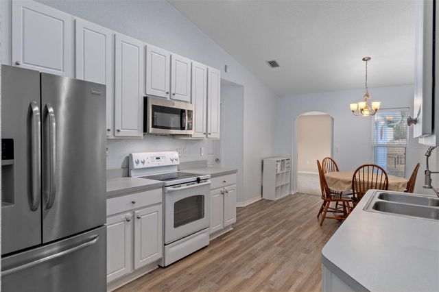 10041 KIMBROUGH DRIVE, Brooksville, FL 34601