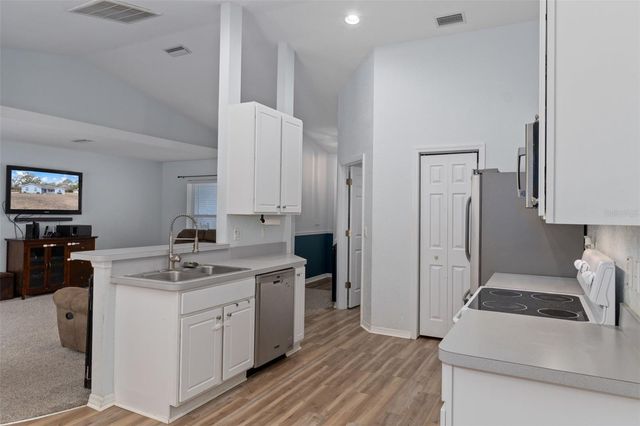 10041 KIMBROUGH DRIVE, Brooksville, FL 34601