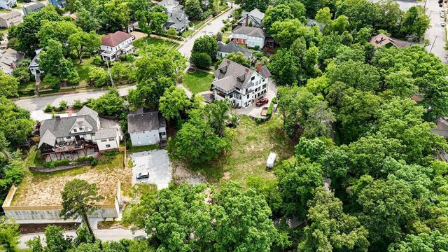 1128 Tremont Street, Chattanooga, TN 37405